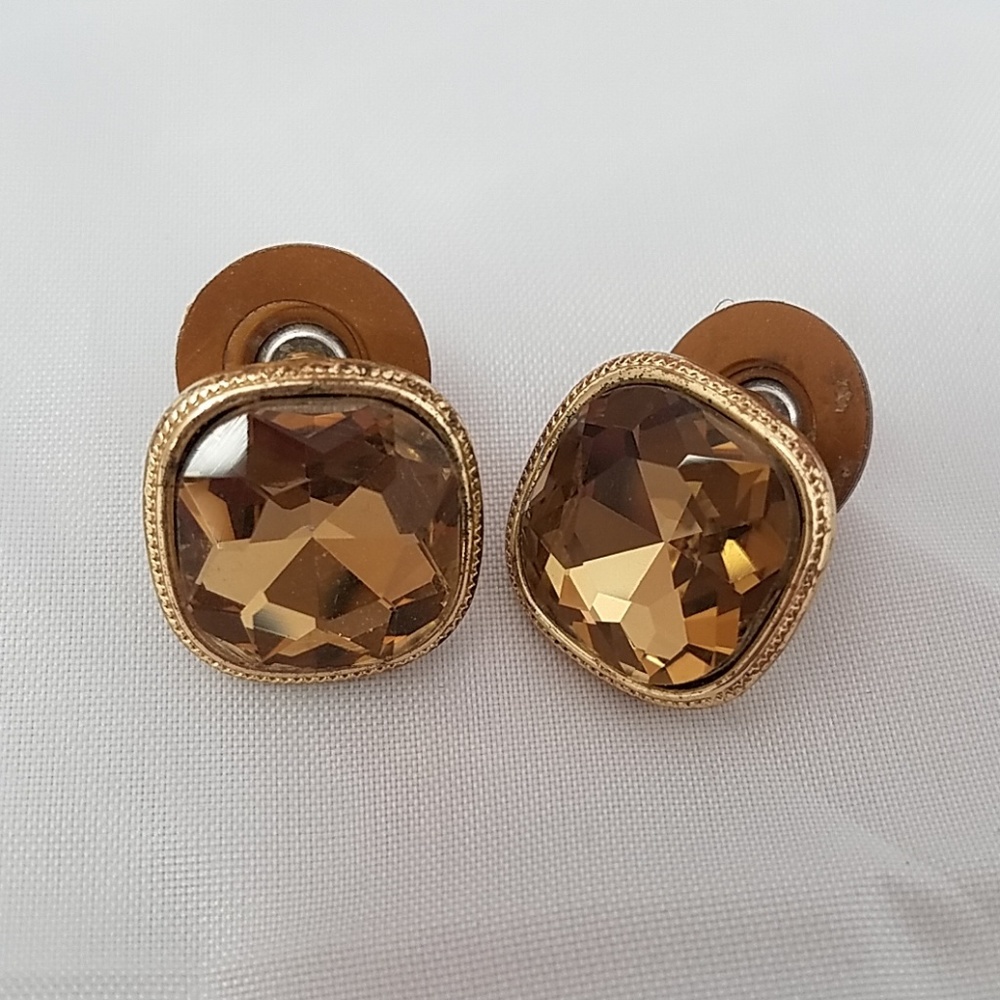 Monet stud earrings, amber color